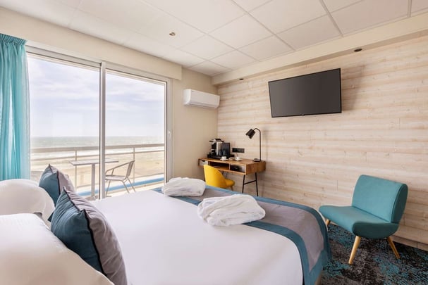 Superior sea view room