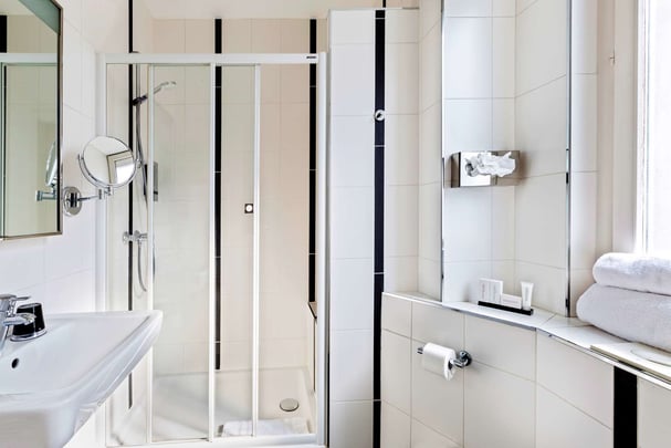 Bathroom - Classic Room