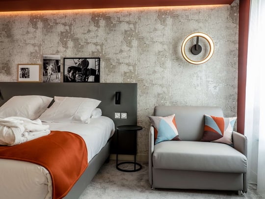 Guest Room with One Queen Size Bed and One Single Sofabed