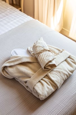 BATHROBE PRIVILEGE/DELUXE/SUITE