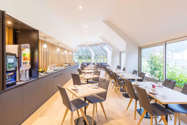 Breakfast area - Hotel Armor Park Dinan