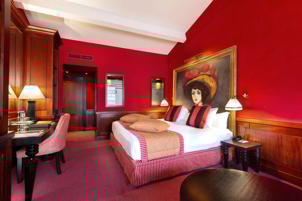 Prestige Guest Room King Bed