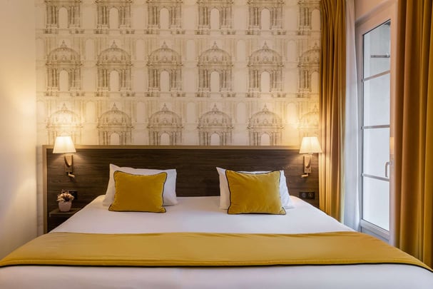 Best Western Royal Hotel Caen CHAMBRE DELUXE TRIPLE