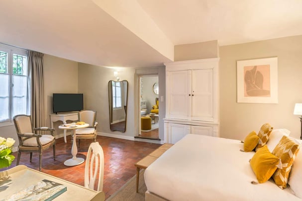 Suite in the annexe building