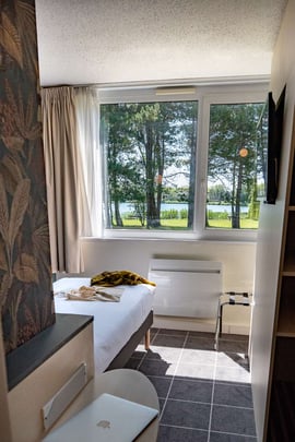 Classic Guest Room with One Twin Bed