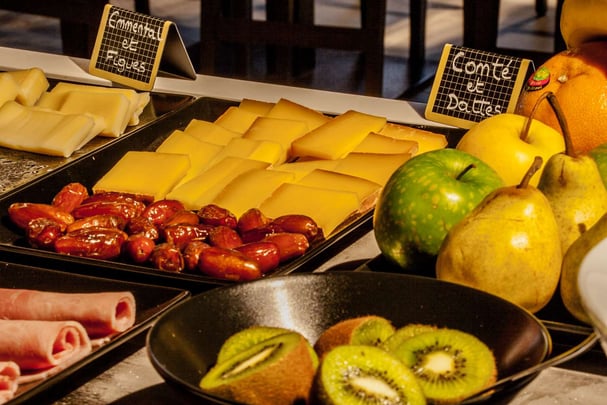 Daily Breakfast - Hotel Hotelio