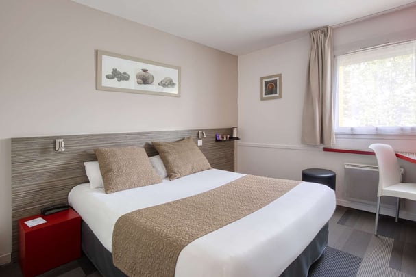 Standard Room with One Double Bed