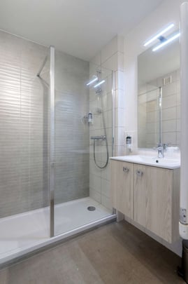 Confort Room Bathroom