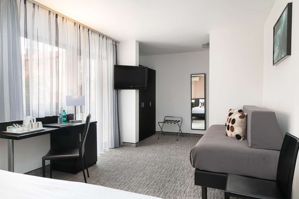 Privilege triple room