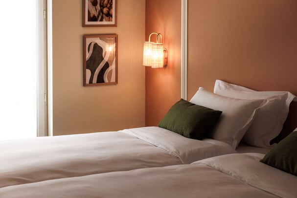 Deluxe Room - Room Detail