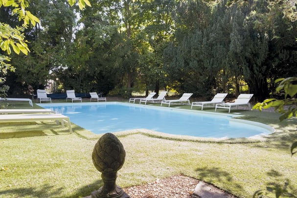 Heated swimming pool