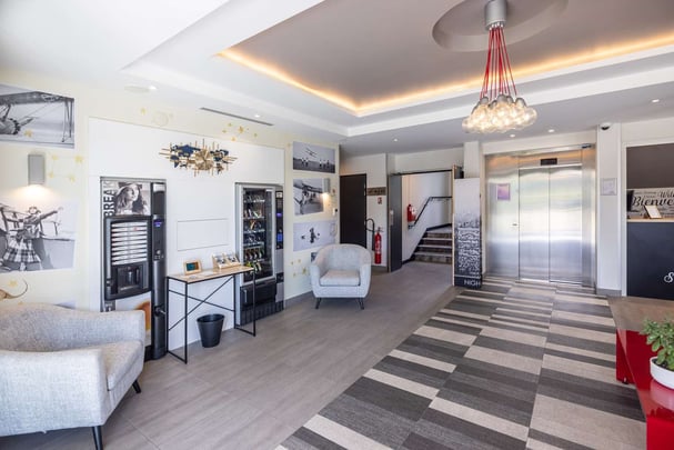 HOTEL SAINT EXUPERY FULL