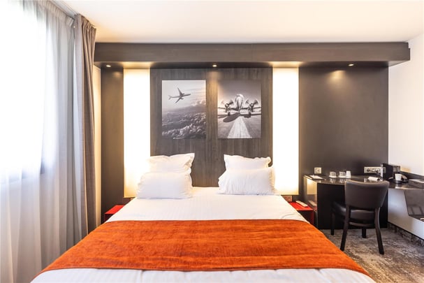 HOTEL SAINT EXUPERY FULL