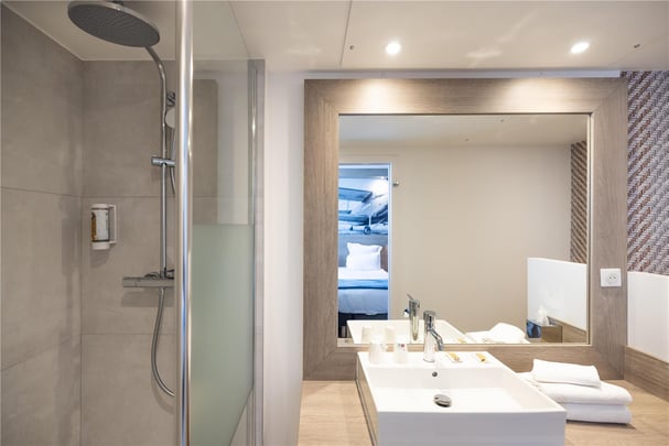 HOTEL SAINT EXUPERY FULL