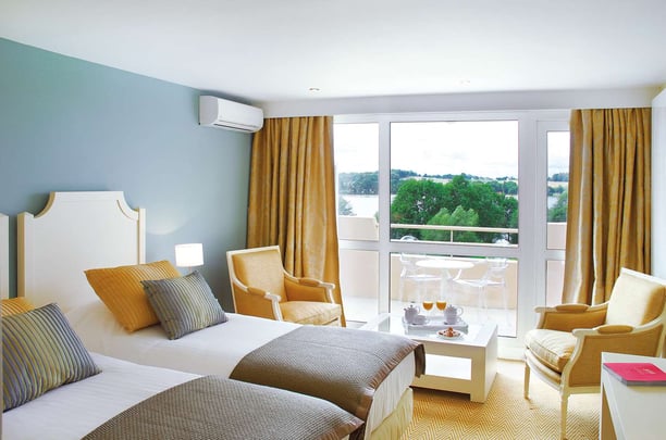 Junior Suit Room Twin Beds