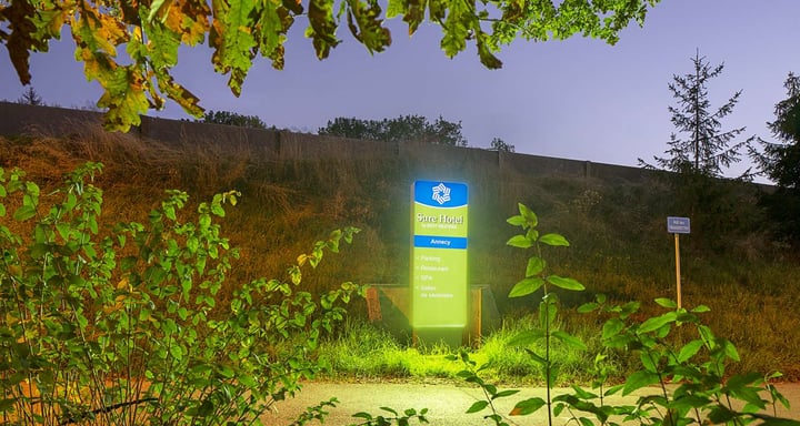 JAD SYLLA Sure Hotel Annecy HD