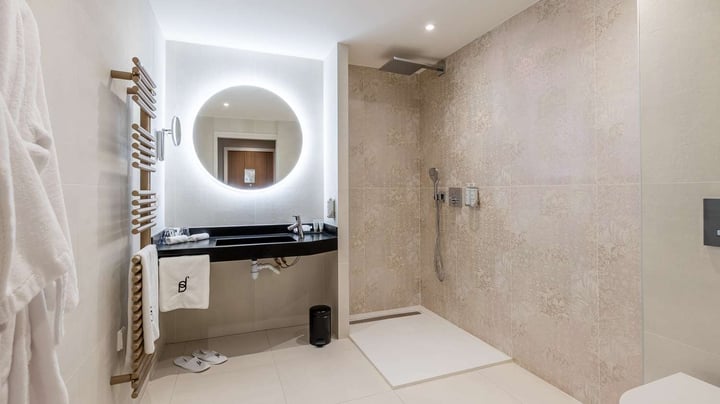 Le Grand Cedre - Bathroom