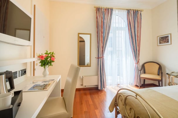 Executive single room