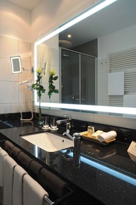 Bathroom Deluxe Room