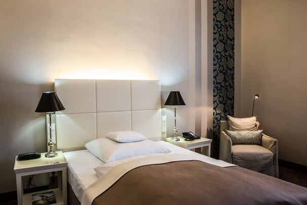 standard single room