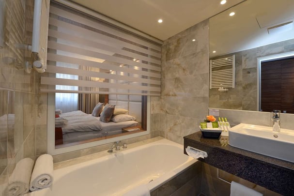 Bathroom Suite