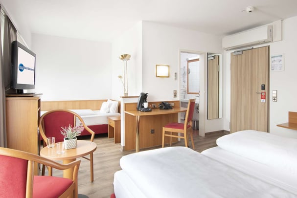 Standard Tree Bedroom