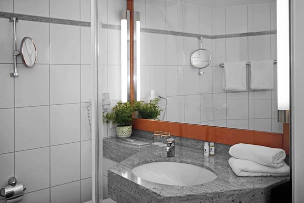 bathroom Best Western Hotel Halle-Merseburg