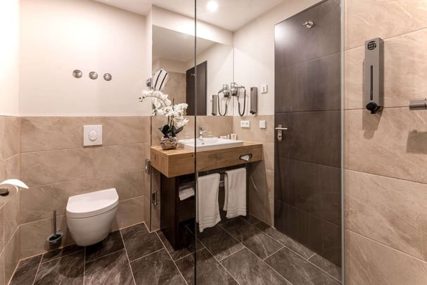 Bathroom Premium room