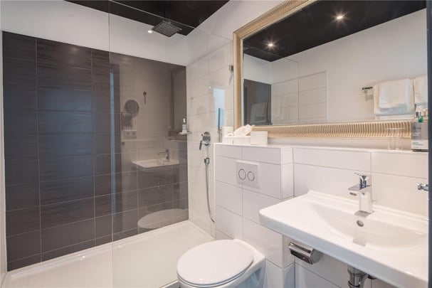 Badezimmer einiger Kreativzimmer