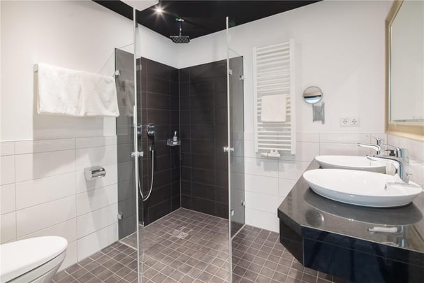 Badezimmer einiger Kreativzimmer