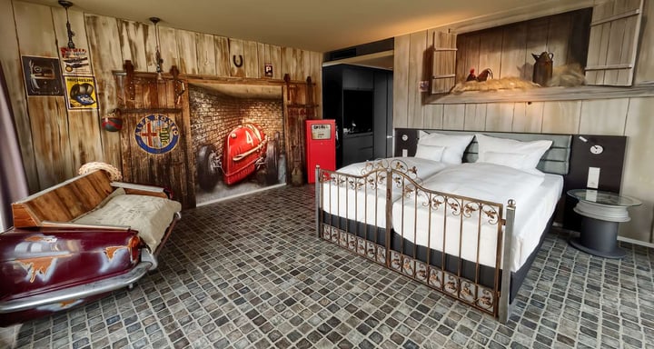 Themeroom Found in the Barn