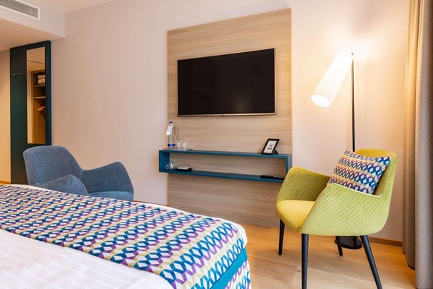 AmaliaAmalia+ example