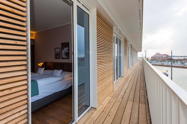 Balcony standard room with waterview
