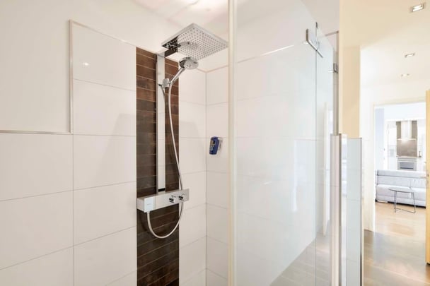 Apartment - bathroom