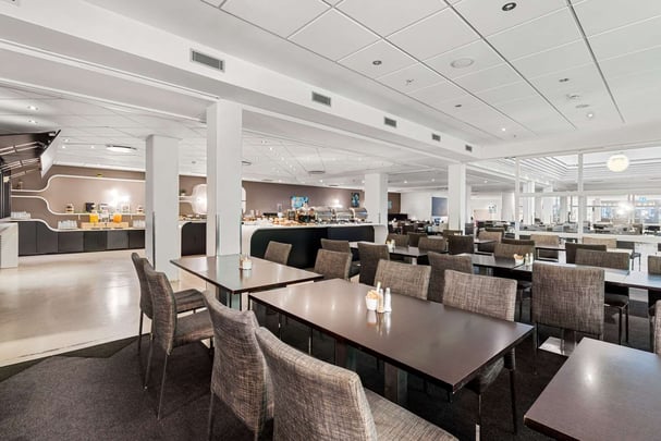 Breakfast restaurant