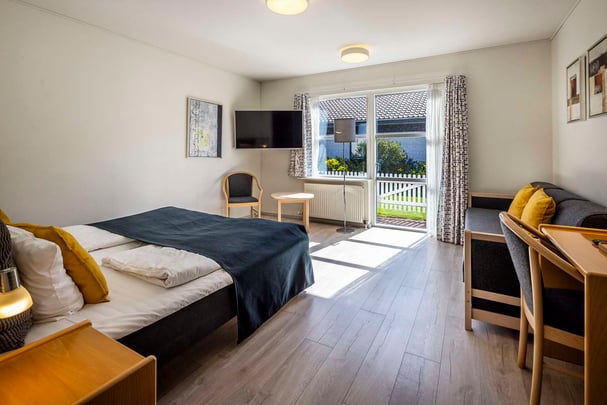 Fjordgaarden RAIS Petfriendly standard terasse