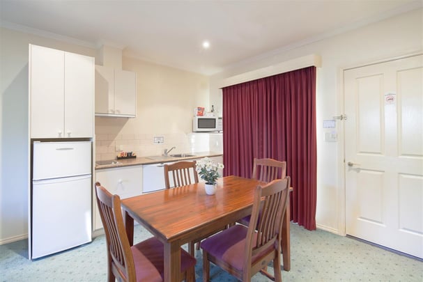 One Bedroom Apartment with Spa