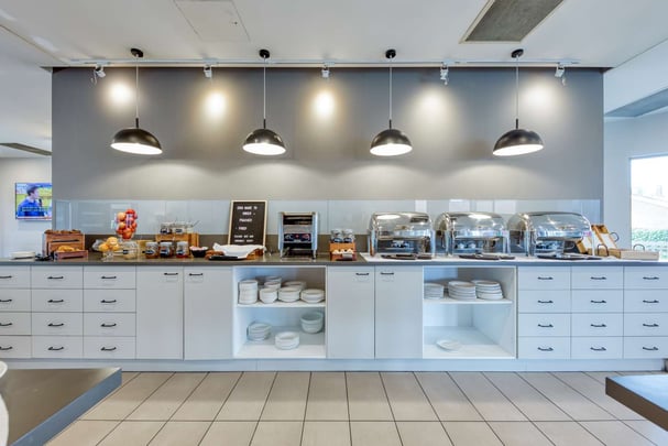 Restaurant Breakfast