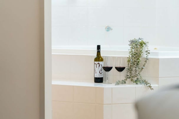 Spa Suite - Bathroom