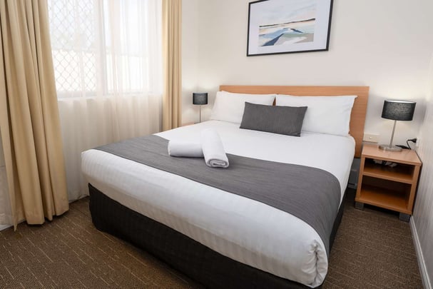 Guest Room - Standard Queen