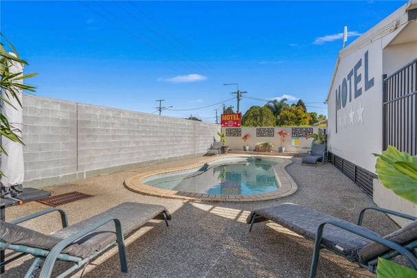 Simming Pool and Lounges