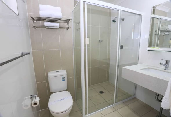 Standard Plus Bathroom