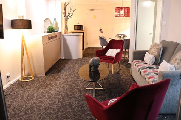 TWO BEDROOM EXECUTIVE CITY SPA SUITE/APARTMENT