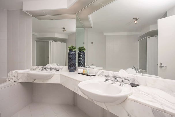 PREMIER TWO BEDROOM SPA SUITE