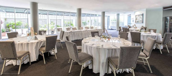 SYMMONS PRIVATE DINING ROOM COURTYARD lowres