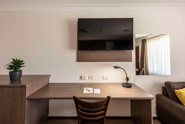 Executive Room - Desk