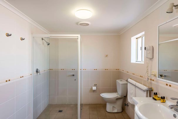 King Spa Suite - Bathroom