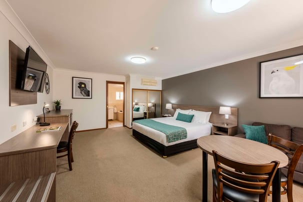 King Spa Suite - Whole room