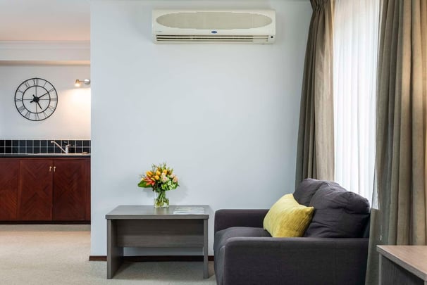 Family Room - Sitting area