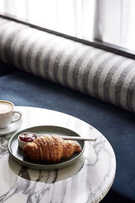 Aiden Darling Harbour Wayfarer s Bar and Cafe Breakfast